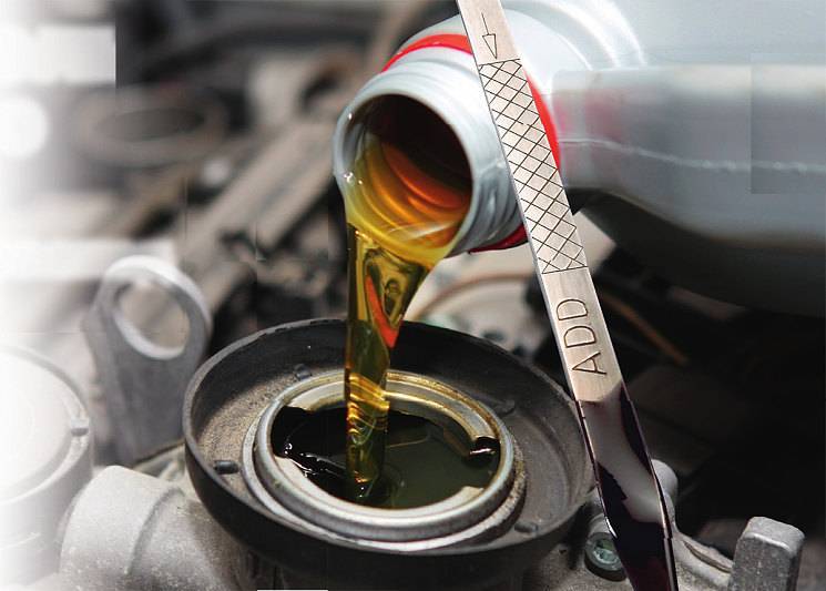 Последствия от перелива масла в двигатель – причины повышенного уровня, возможные последствия и способы устранения