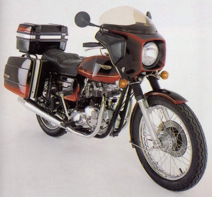 Triumph (триумф) мотоциклы - модельный ряд от английского производителя