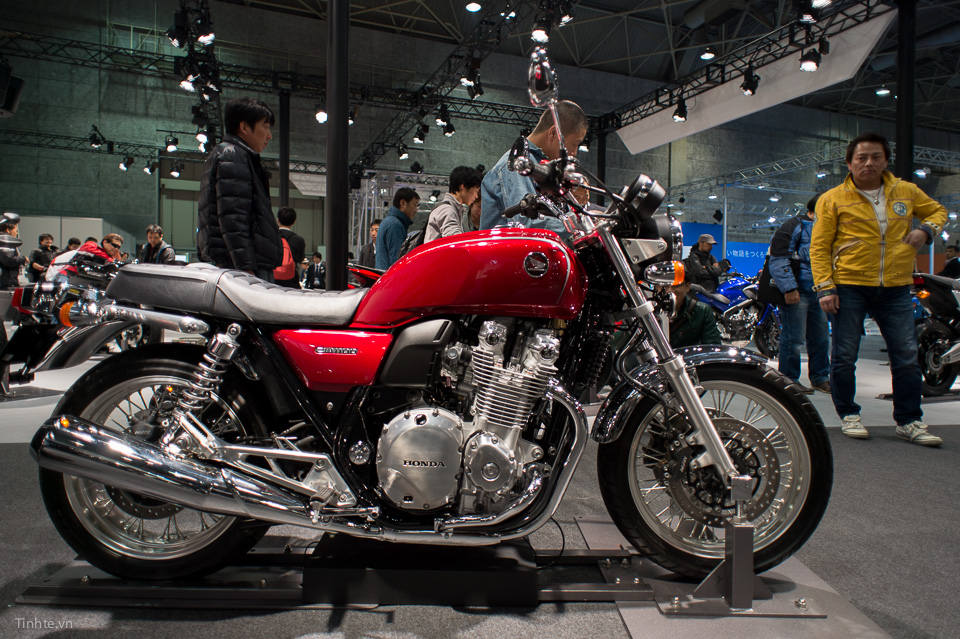 Cb 1100