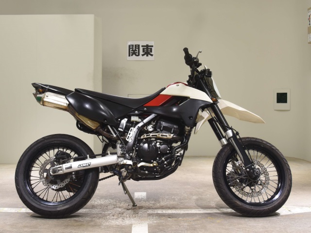 Мотоцикл kawasaki d-tracker 250: