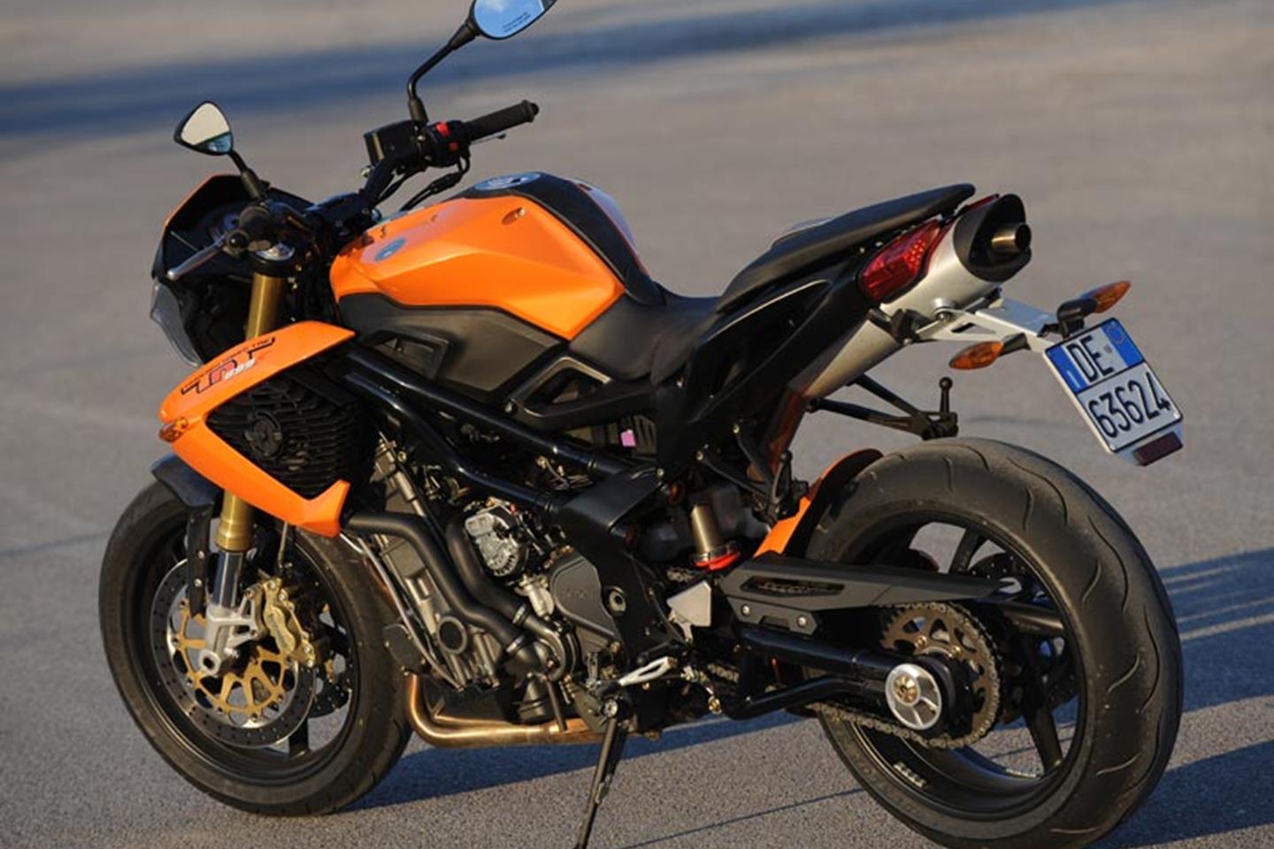 Подбор масла motul для benelli tnt 1130 cafe racer (2004 - 2010)