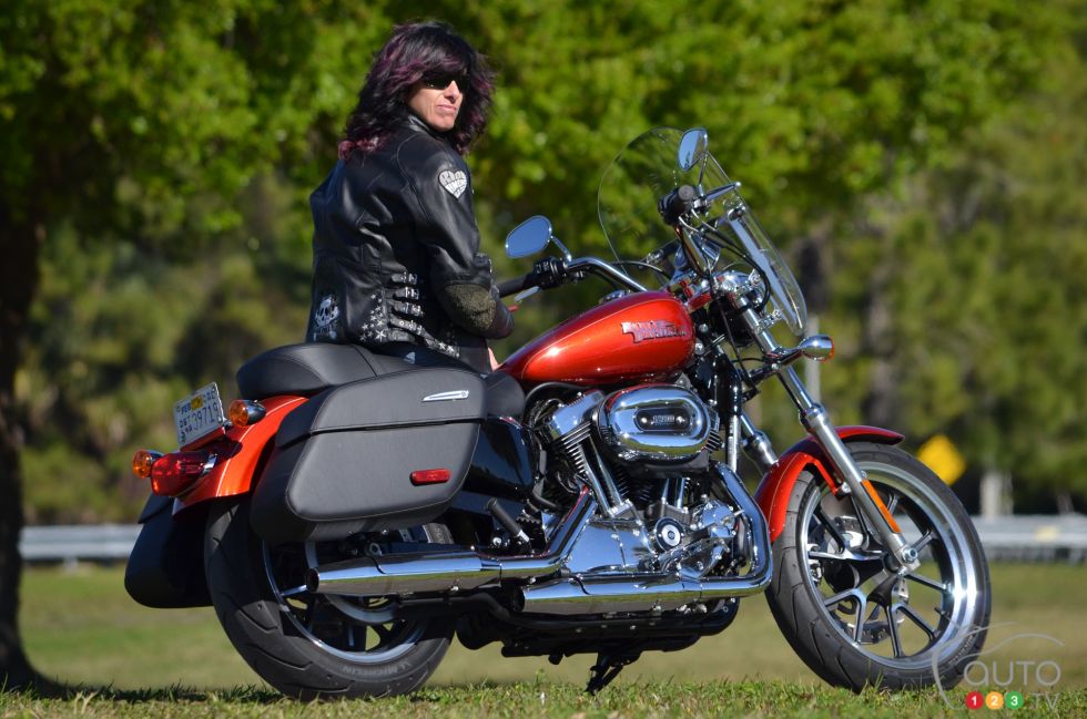 2014 harley-davidson superlow 1200t motorcycle buyer's guide on common tread
