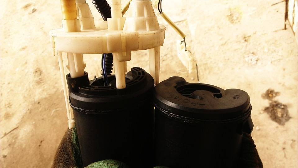 Замена топливного фильтра Киа Соренто — пошаговая инструкция