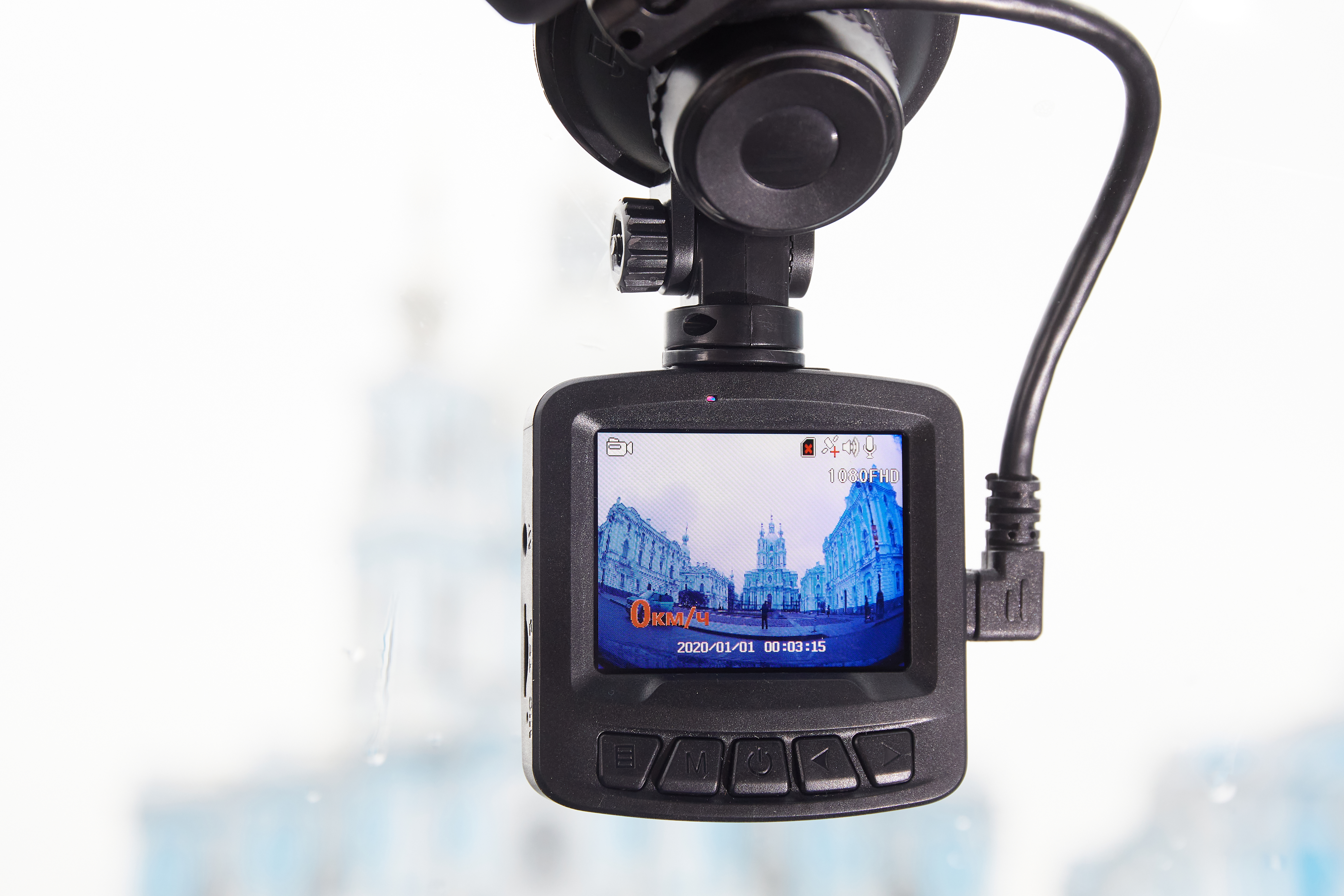 Отзывы на видеорегистратор Artway AV-395