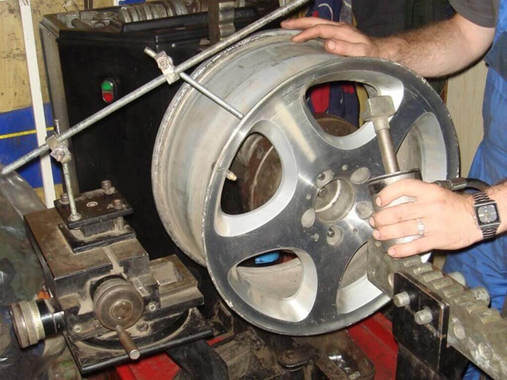 Сварка дисков аргоном: порядок работ при ремонте и особенности алюминиевых изделий
