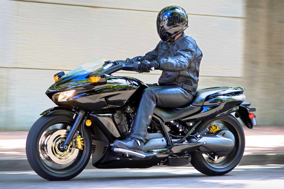 Honda dn-01 - обзор, технические характеристики | mymot - каталог мотоциклов и все объявления об их продаже в одном месте