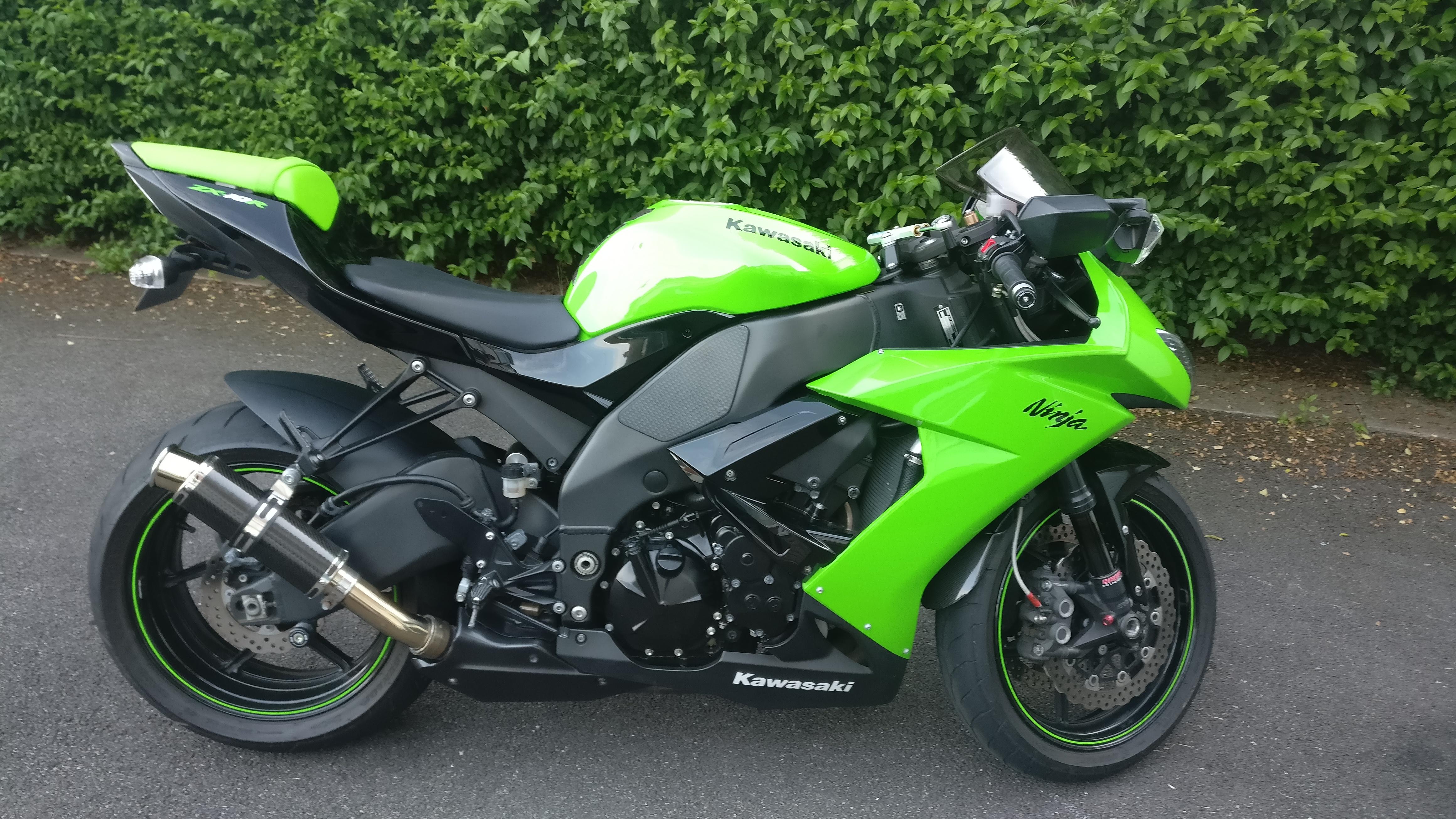 Kawasaki Ninja ZX 10r 2004