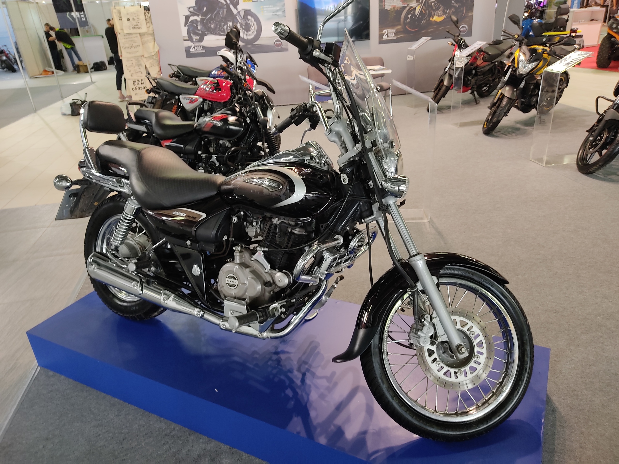 Bajaj avenger street 220: достоинства и недостатки, отзывы, технические характеристики
