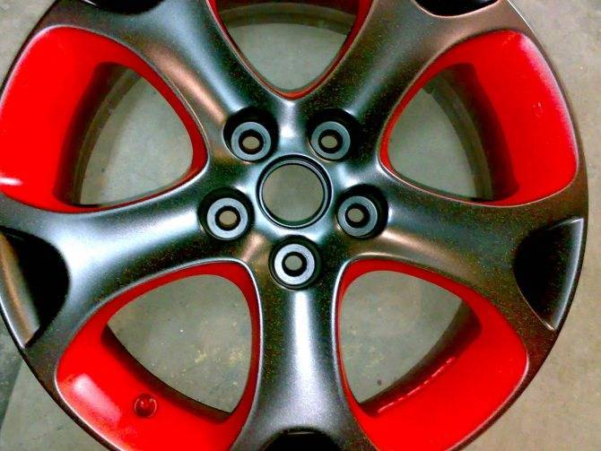 Чем покрасить диски автомобиля в домашних условиях