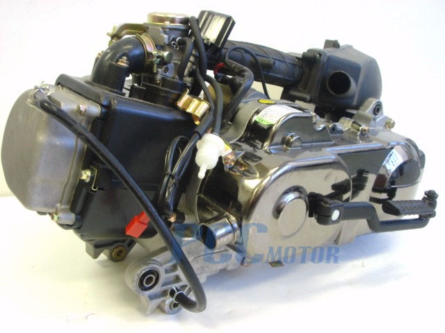 Какой двигатель установлен на скутере — основные типы по производителям