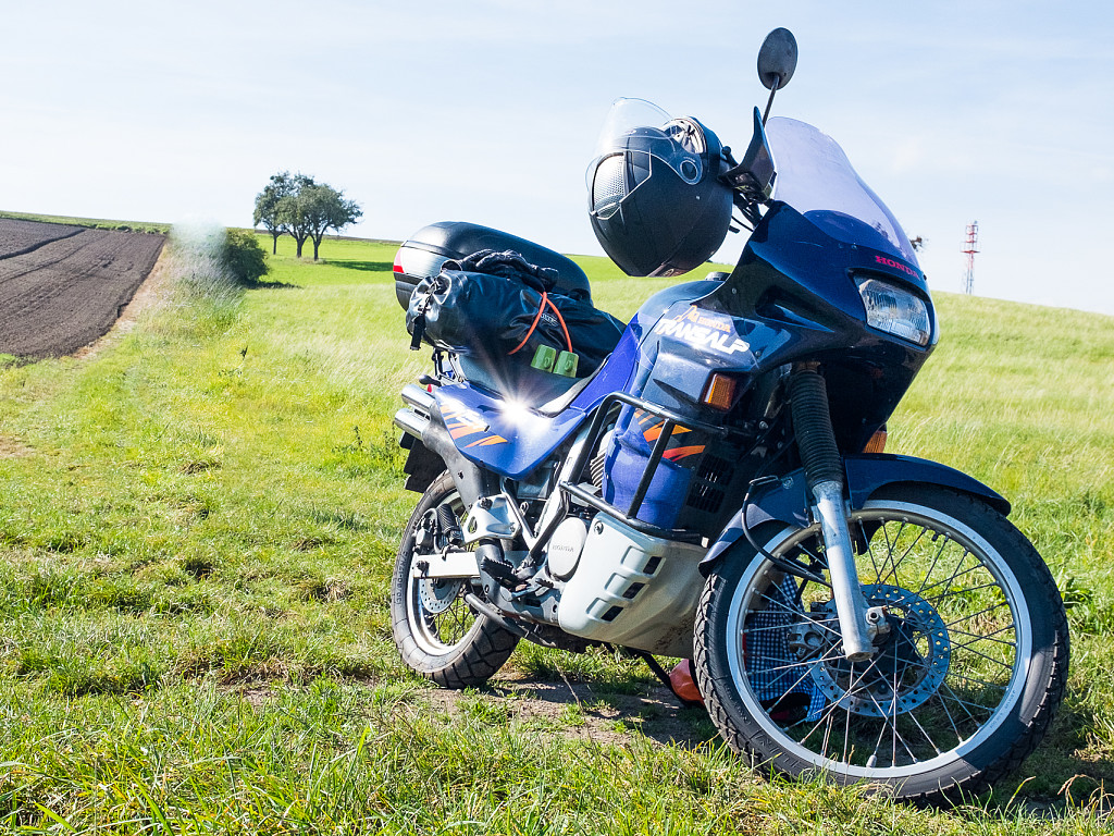 Honda xl600v transalp: review, history, specs