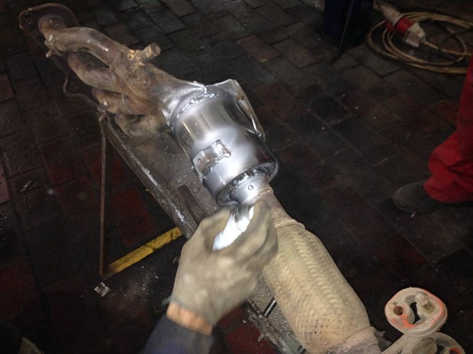Пламегаситель вместо катализатора - плюсы и минусы замены - ремонт и тюнинг глушителей в спб
