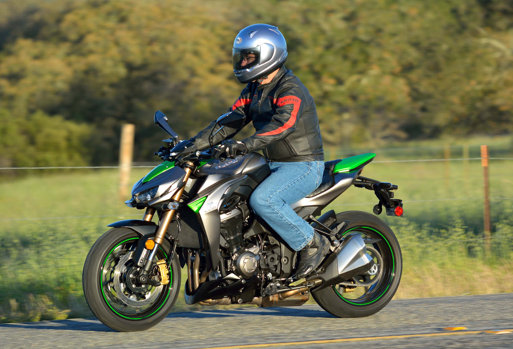 Электромотоцикл z1000