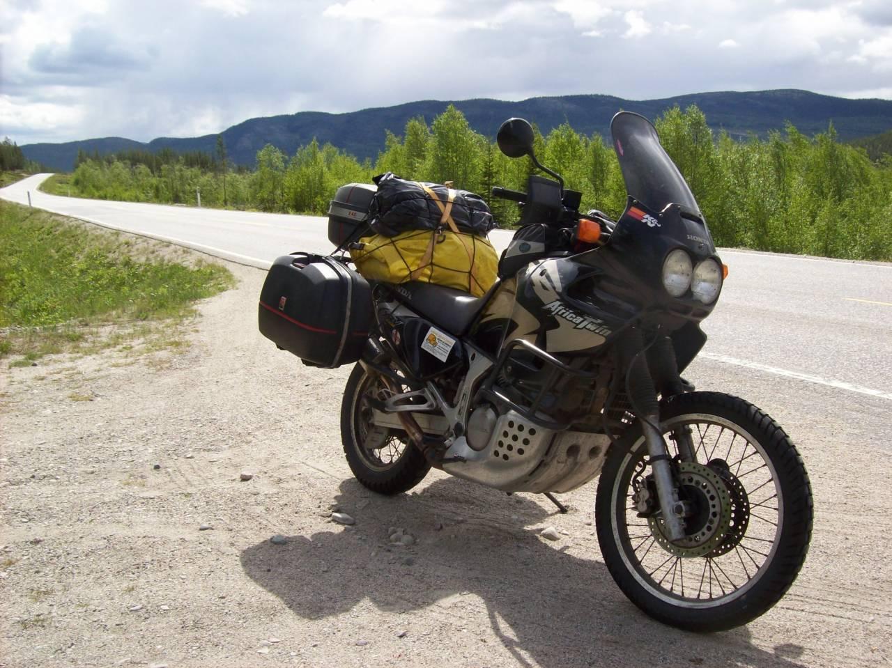 Мотоцикл honda xrv750 africa twin 1998 - описываем досконально