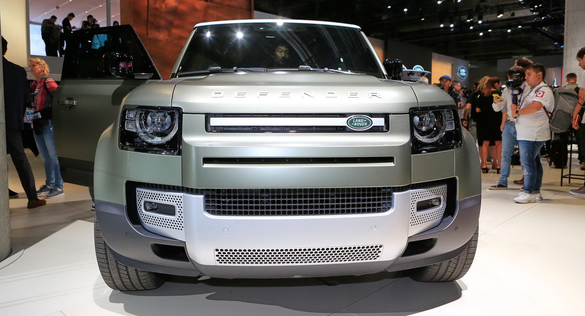 Tata buys land rover & jaguar from ford | cartype