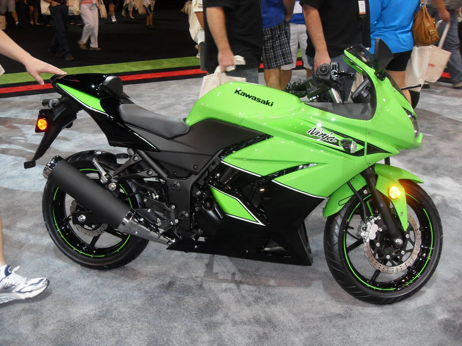 Мотоцикл kawasaki ninja 250 – спортбайк для новичков