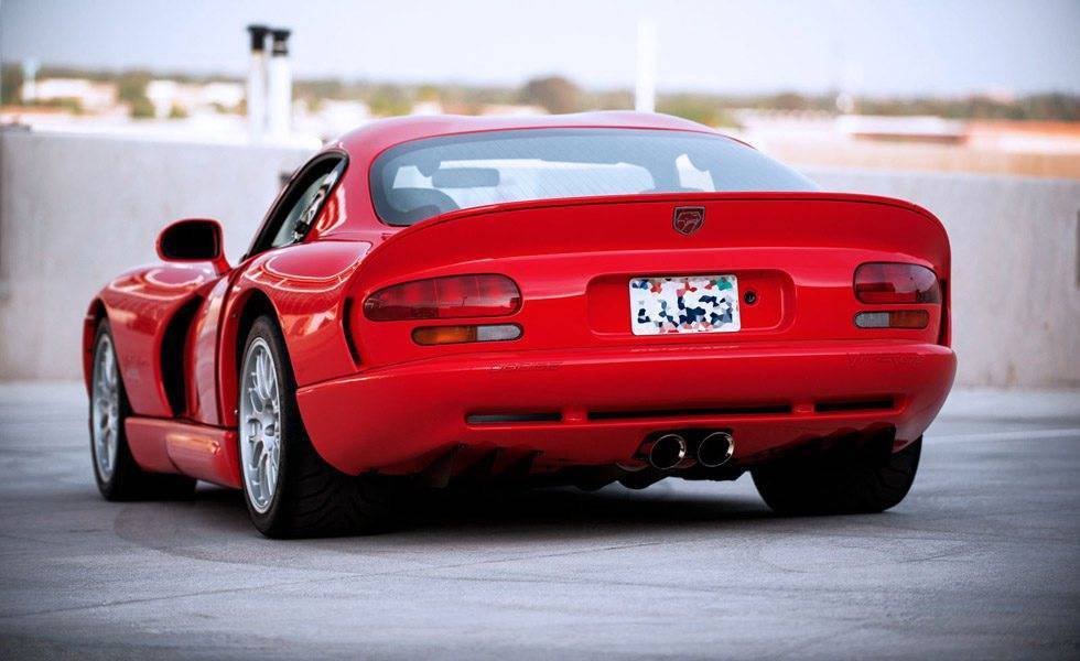 Dodge viper: последний великий американский автомобиль  – обзор – autoutro.ru