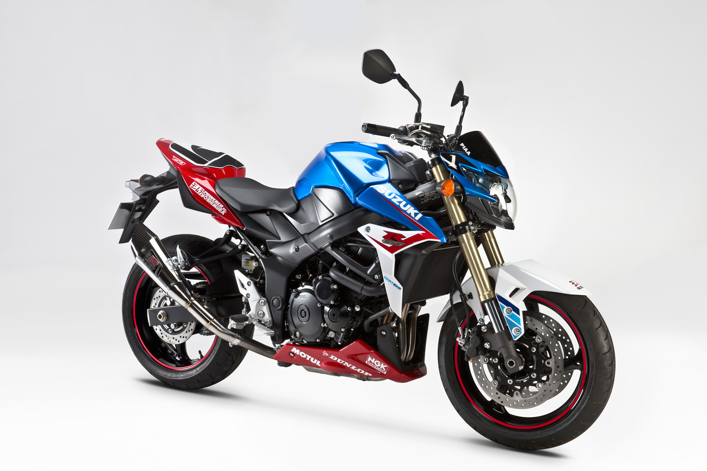 Suzuki gsx-r750 service manual  - manuals books