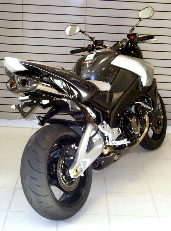 Suzuki b-king — технические характеристики концепта и серийная модель