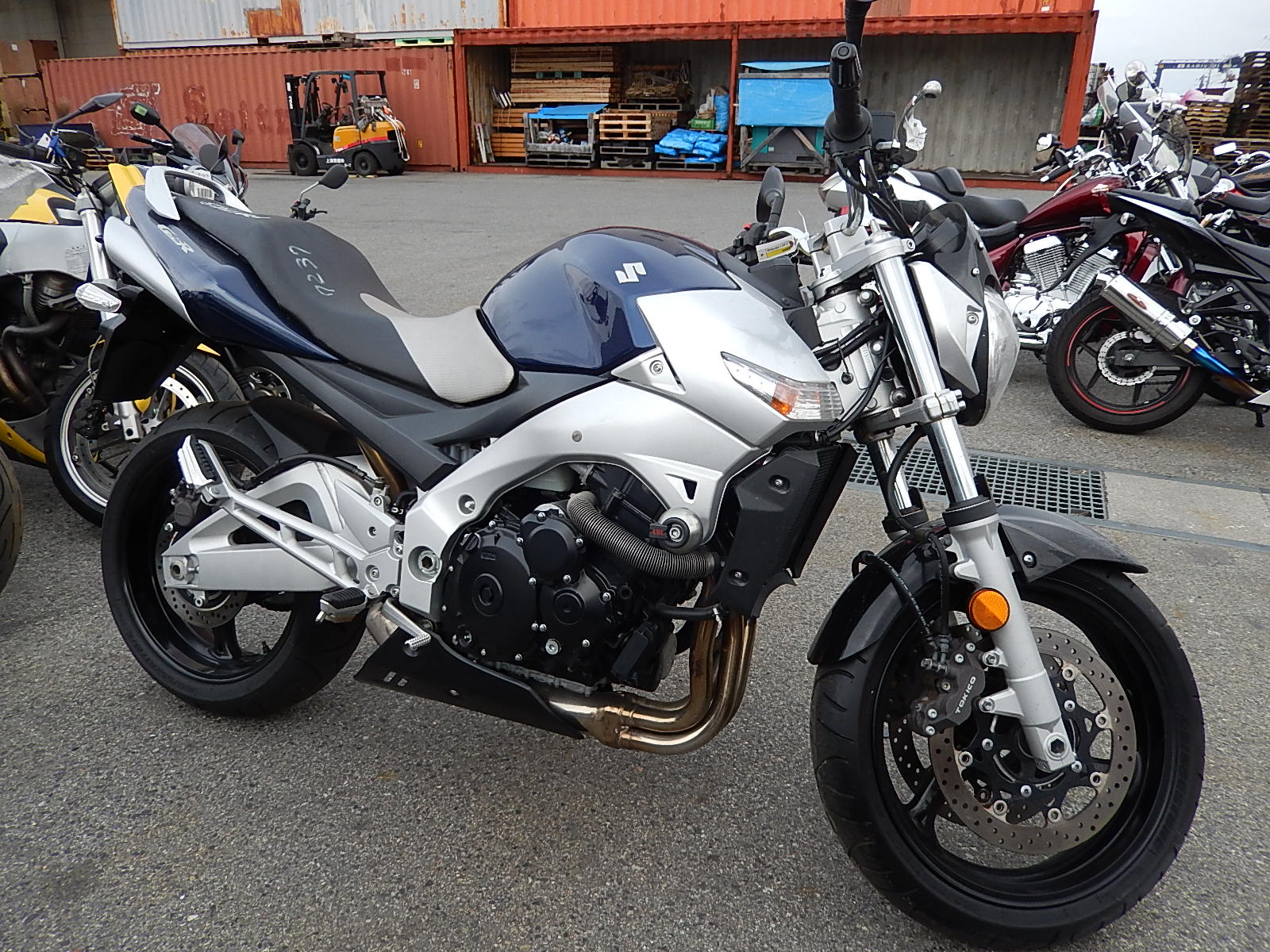 Обзор мотоцикла suzuki gsr 400