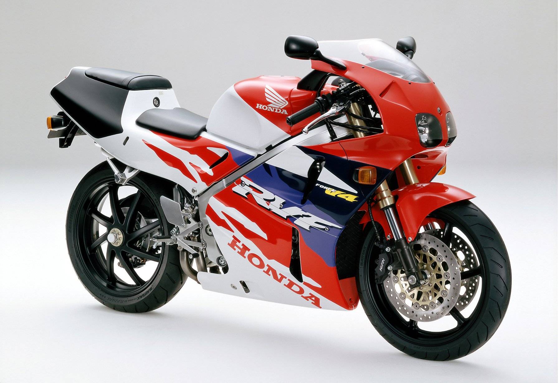 Мотоцикл vfr 400 (rvf 400) - прекрасный образец спортивного байка прошлой эпохи | ⚡chtocar