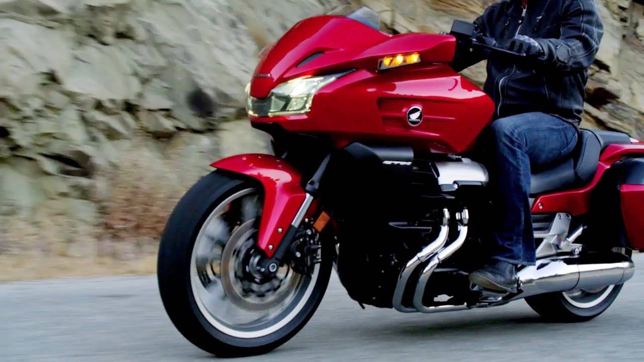Тест-драйв мотоцикла honda ctx1300