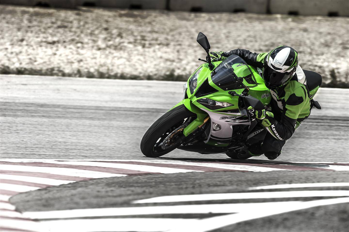 Kawasaki Ninja ZX 6r Performance