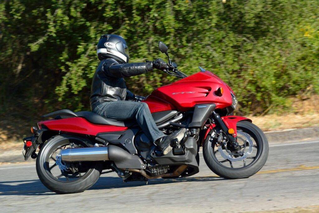 Мотоцикл honda ctx700 - туристический круизер | ⚡chtocar