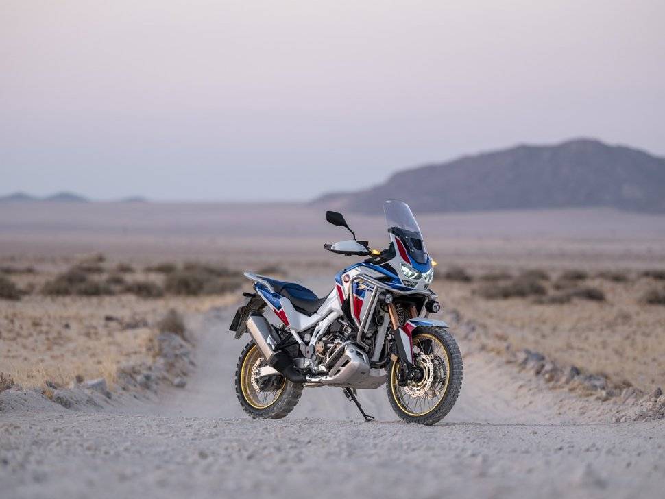 Honda crf1000l africa twin adventure sports (2018): первые впечатления / мотогонки.ру