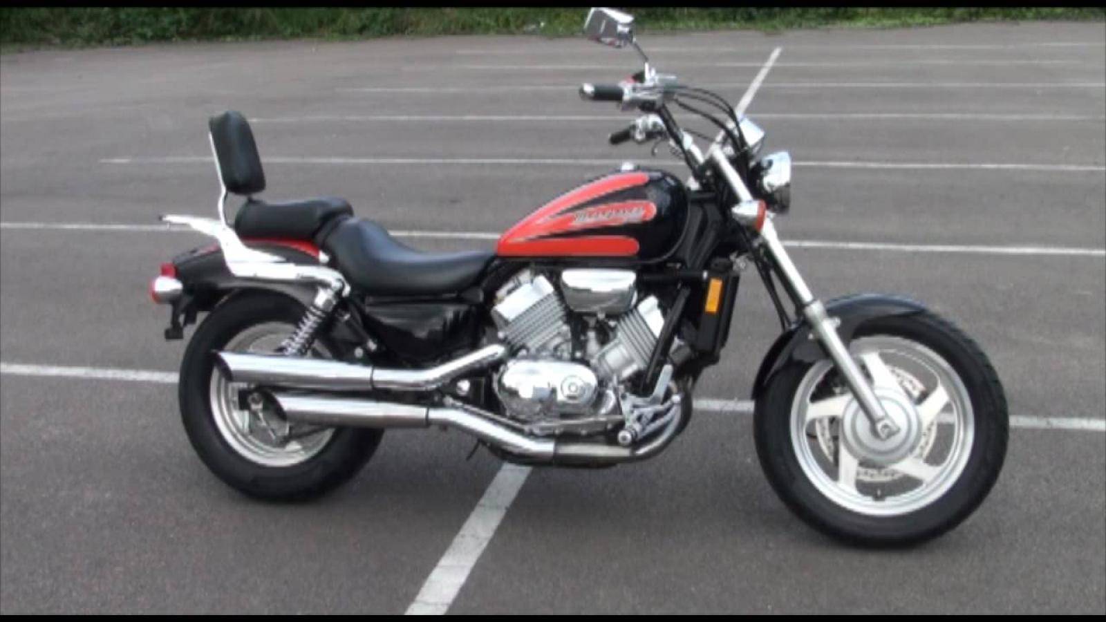 Honda magna 750 (v45)