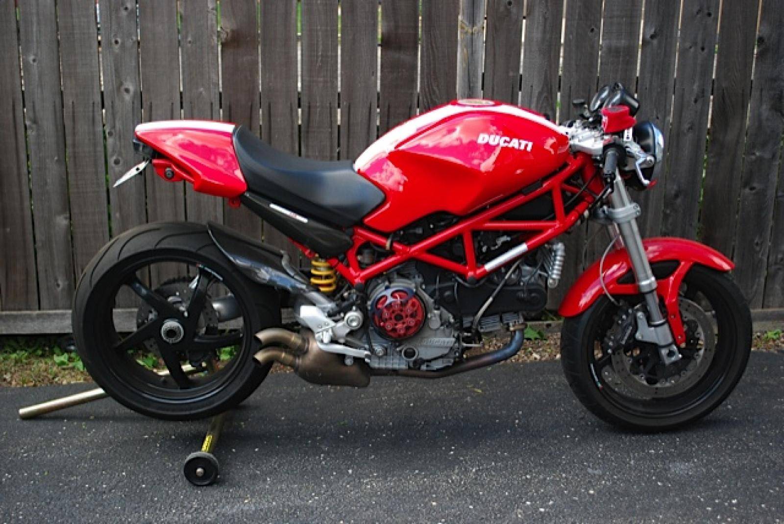 Ducati monster s2r