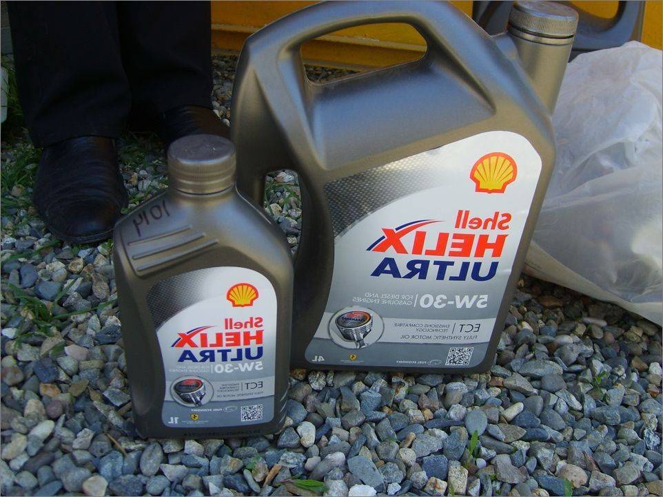 Рекомендуемое моторное масло для hyundai solaris. какое масло лучше заливать в двигатель в хендай солярис какое масло заливают в двигатель солярис 1.4
