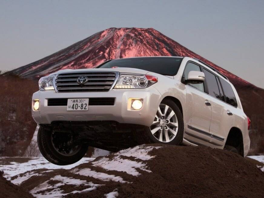 Toyota land cruiser 200, стоит ли покупать на вторичном рынке, что говорят владельцы
