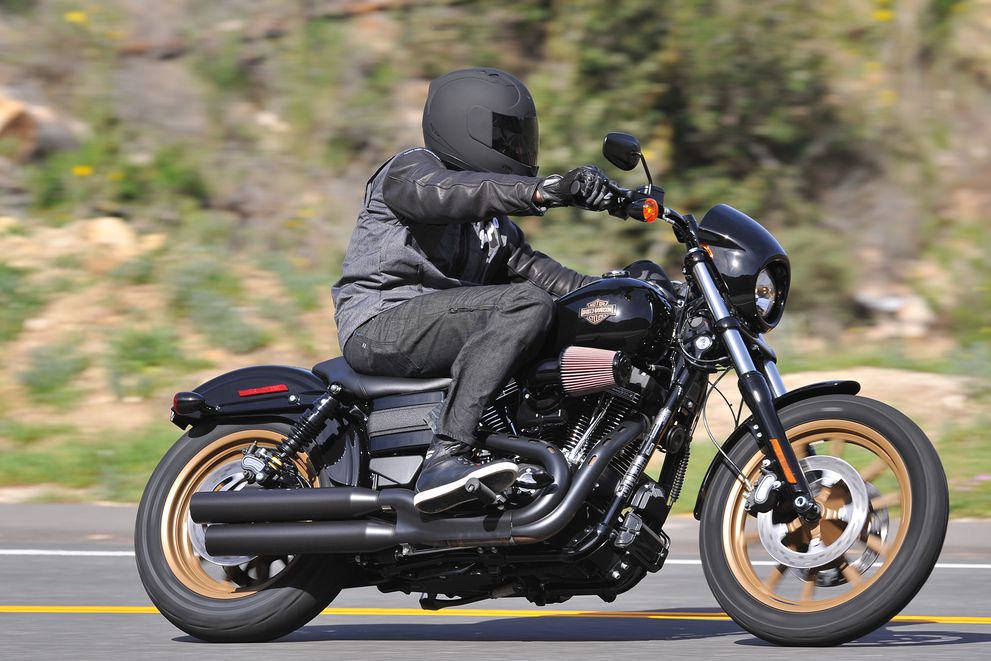 Harley davidson street боб против harley davidson low rider - деньги © - n ° 1 официальный источник денег и нетворта