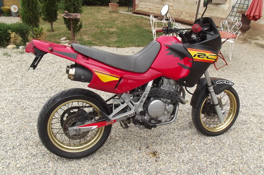 Информация по мотоциклу honda nx 650 dominator