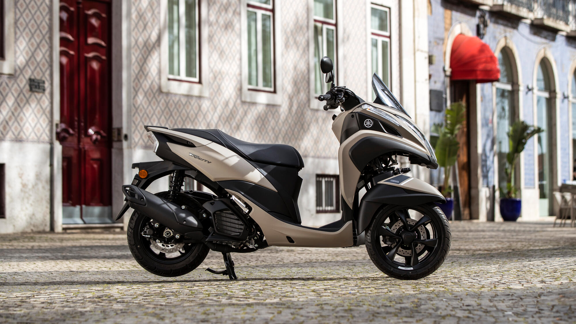 Мотоцикл MOTOROID от Yamaha с автопилотом