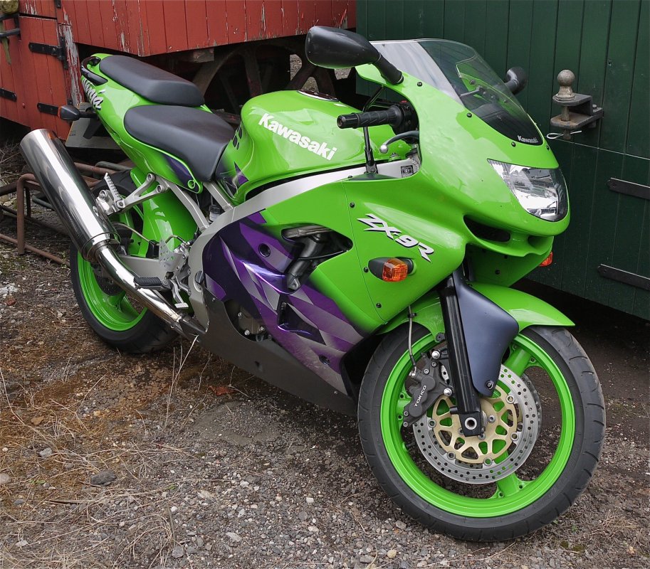 Kawasaki ninja zx-9r - обзор, технические характеристики | mymot - каталог мотоциклов и все объявления об их продаже в одном месте