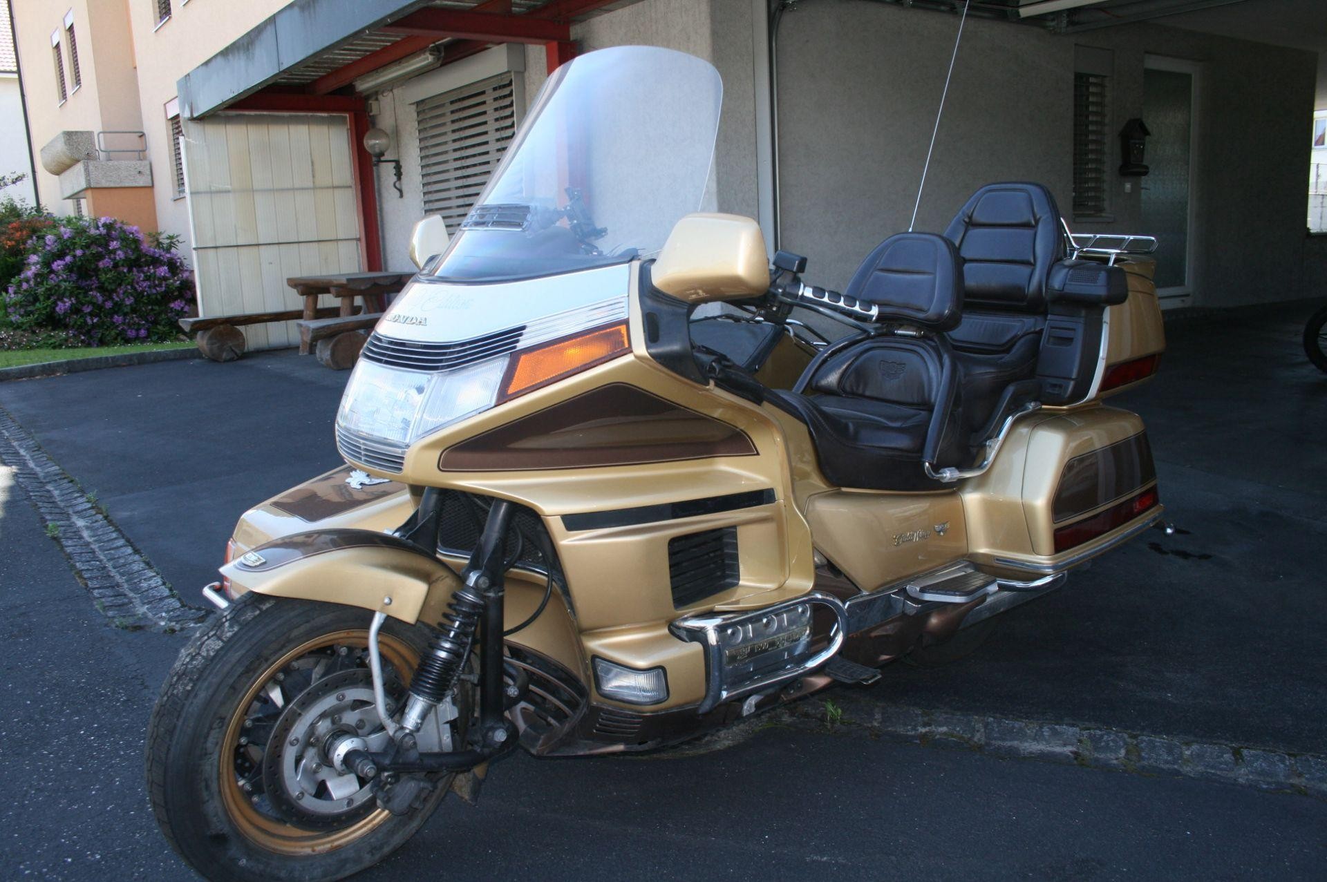 Обзор мотоцикла honda gl1800 f6b gold wing