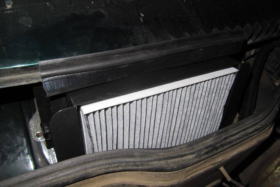 Салонный фильтр ваз 2110: где он находится в автомобиле и как его заменить