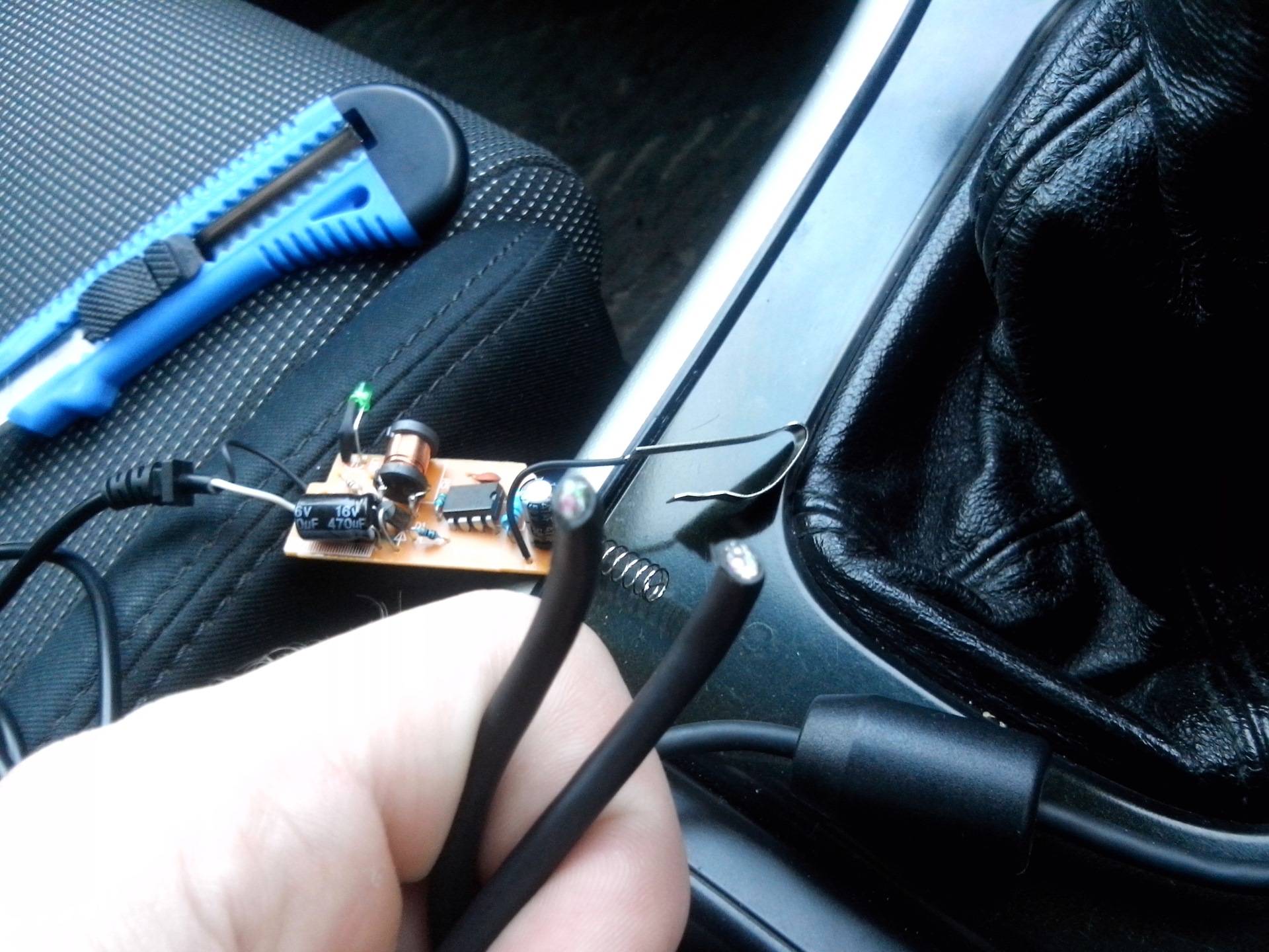 Как и где правильно установить/подключить видеорегистратор в машине