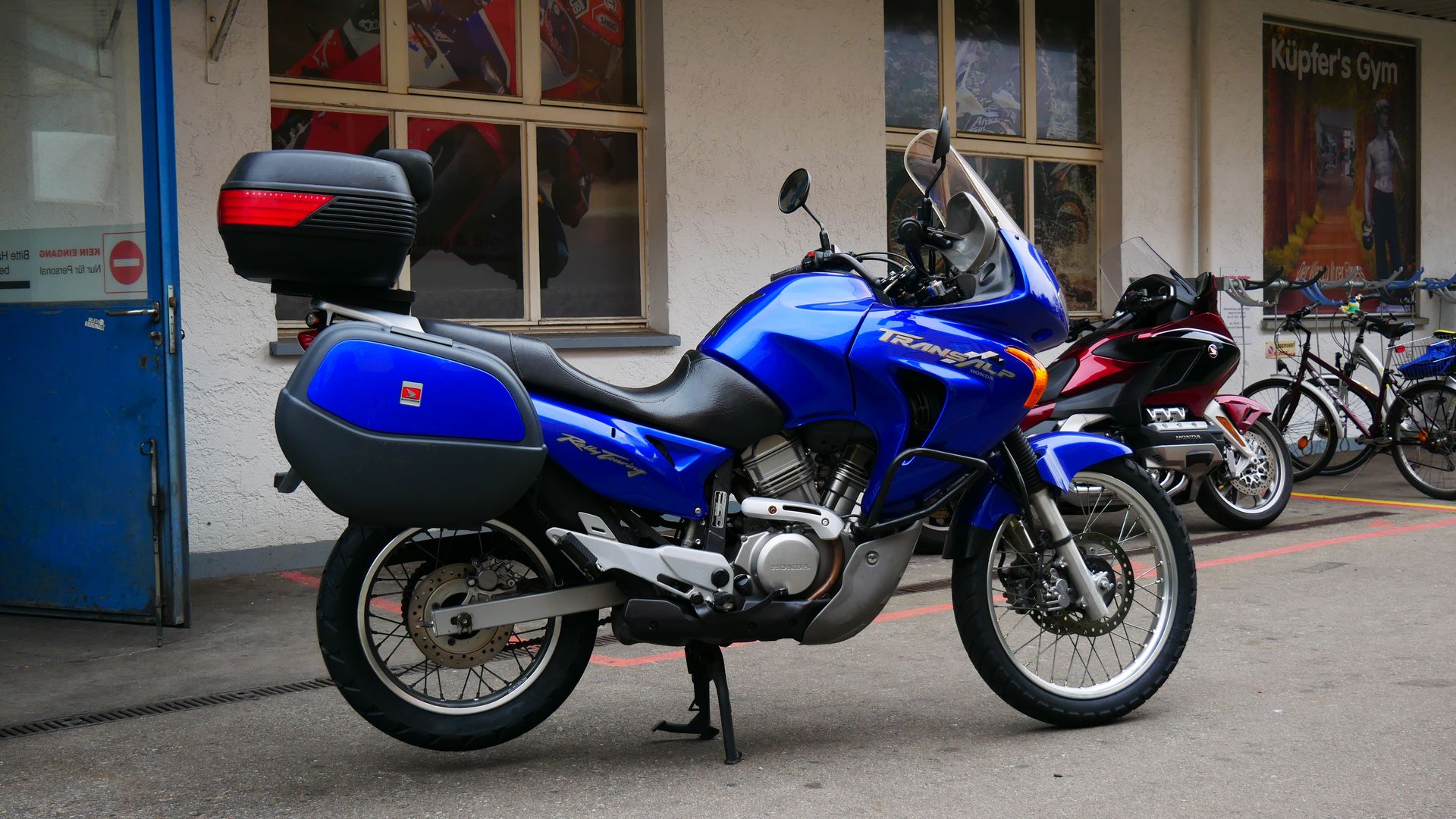 Yamaha xt660x: сравнительный тест с suzuki dr-z400sm