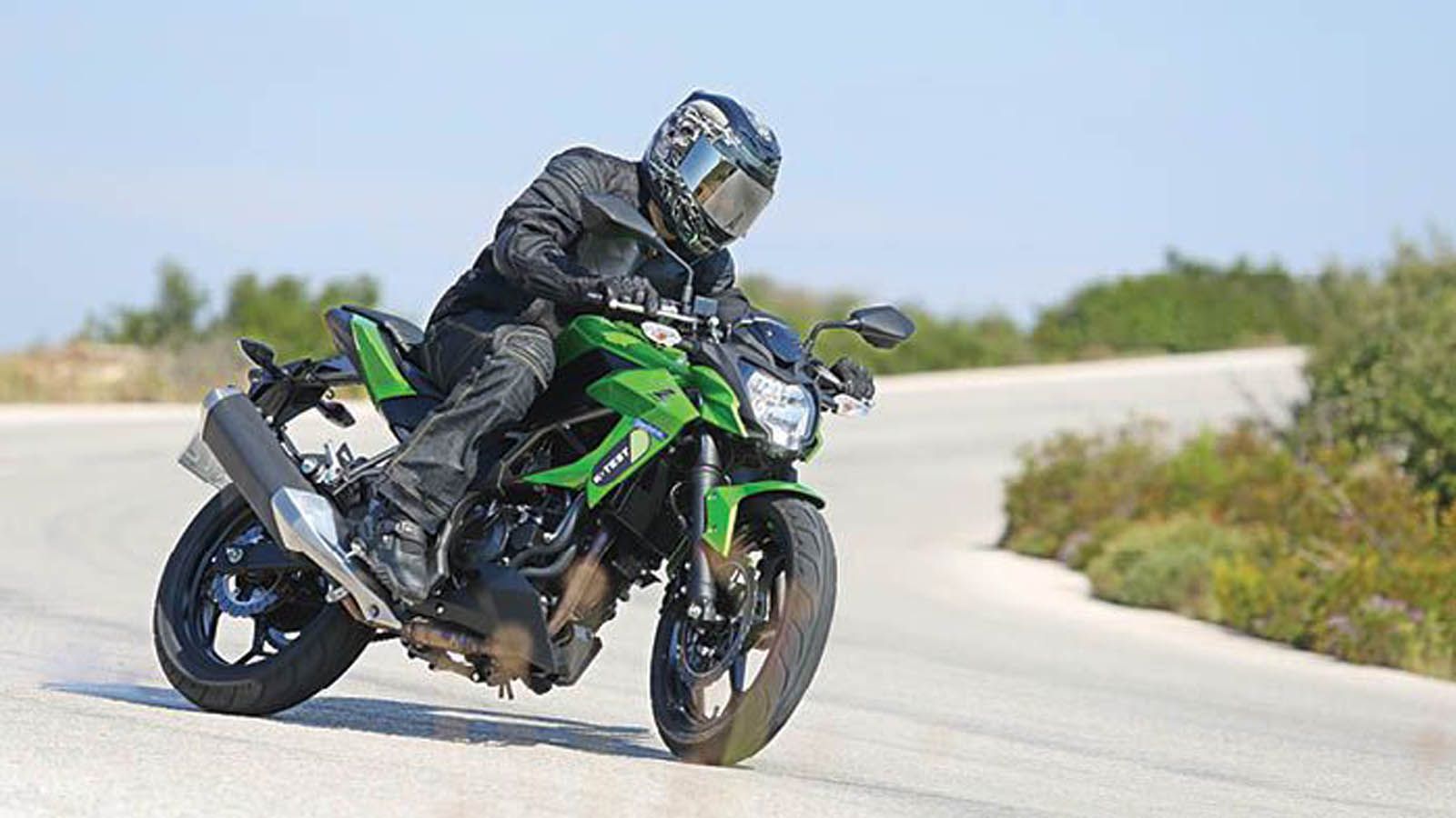 Kawasaki z250sl (2015 год)