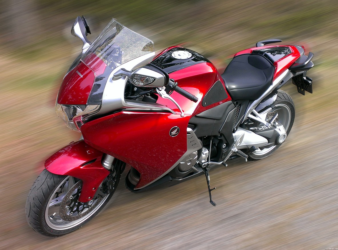 Карты в руки: сравнительный тест bmw k1300s, honda cbf1000f и kawasaki z1000sx - мотоклуб лемуры - 9 апреля - 43372898006 - медиаплатформа миртесен